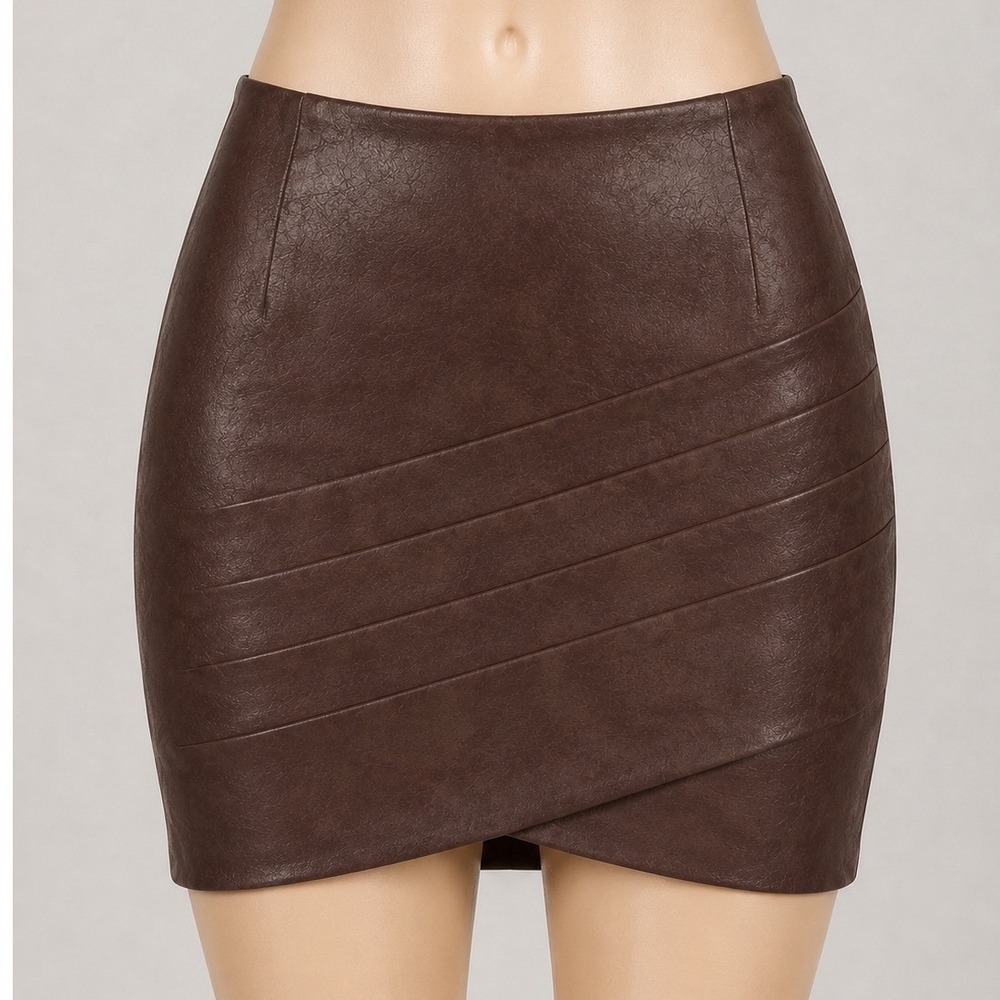 Guess Rosalba Brown Faux Leather Tulip Wrap Mini Skirt Quiet‎ Luxury Chic Size M